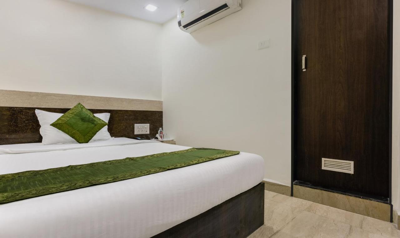 Treebo Trip Ashir Inn مومباي المظهر الخارجي الصورة