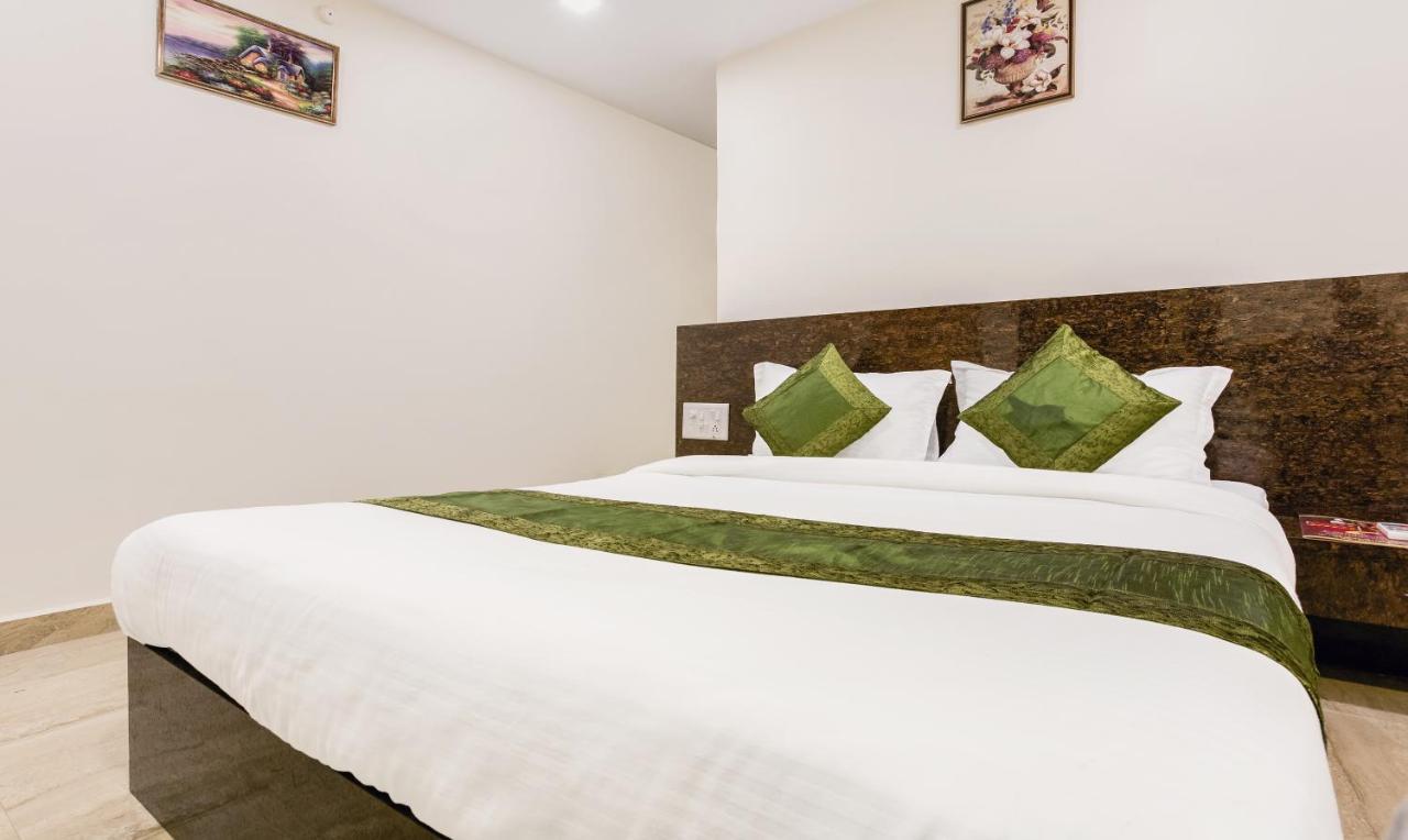 Treebo Trip Ashir Inn مومباي المظهر الخارجي الصورة